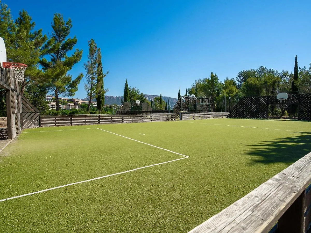 Apartment Village Cap Esterel - Le Hameau-7 By Interhome Saint-Raphaël 0*,  فرنسا