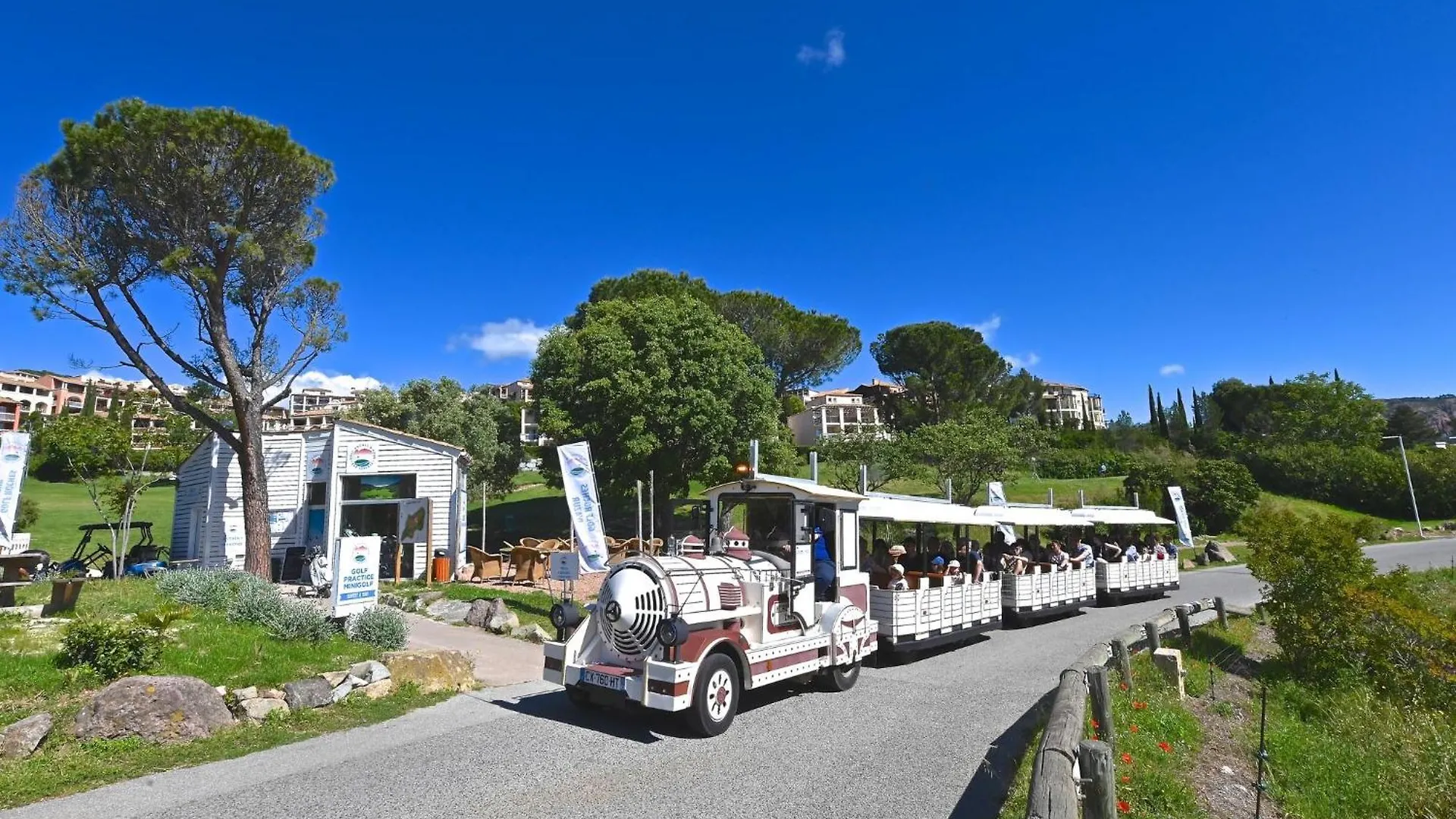 Apartment Village Cap Esterel - Le Hameau-7 By Interhome Saint-Raphaël
