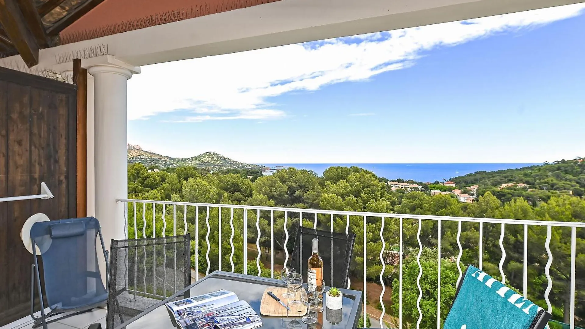 Apartment Village Cap Esterel - Le Hameau-7 By Interhome Saint-Raphaël فرنسا